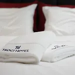 Troci Отель Kamez