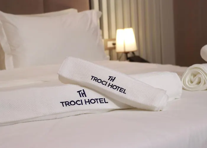 Troci Отель Kamez