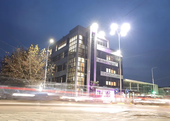 Troci Отель