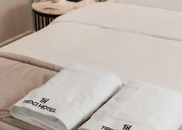Troci Hotel 5*